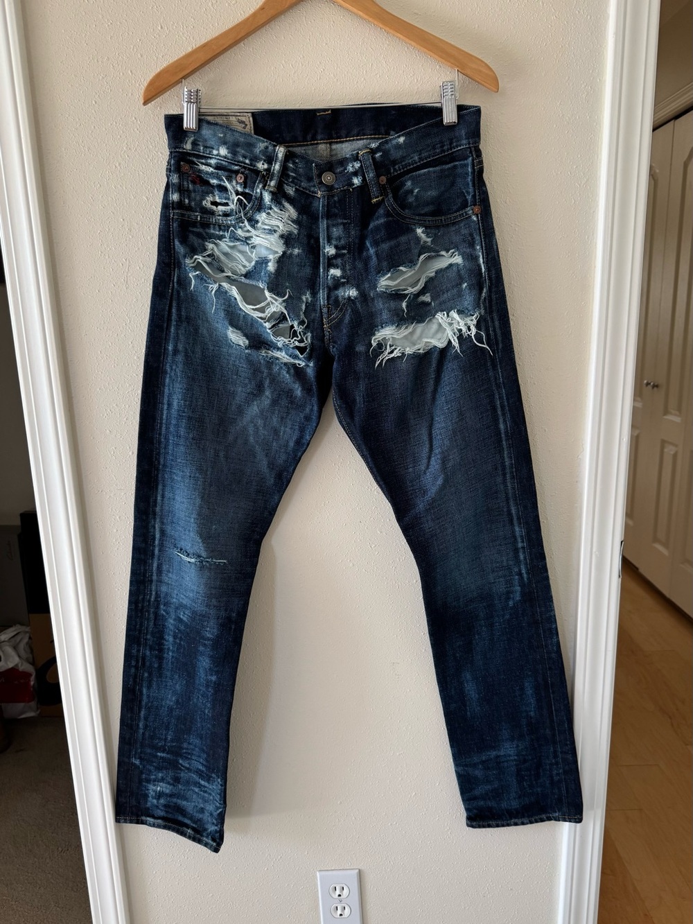 Polo Ralph Lauren Men’s 32 X 32 Varick Slim Straight Leg Dark Distressed Jeans